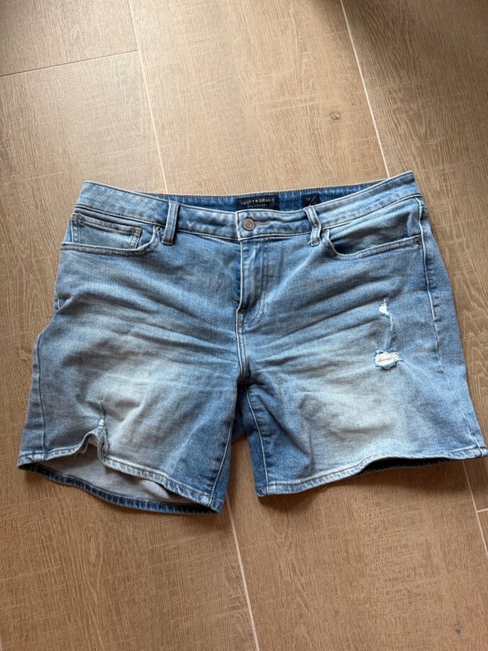 Lucky Brand Light Blue Denim Women’s Shorts